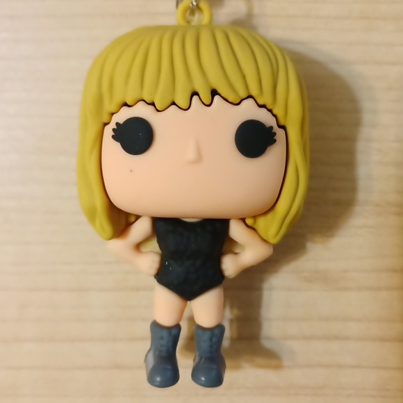 🆕 Taylor Swift Figurine Key Chain Bag Clip Chain - Picture 2 of 6